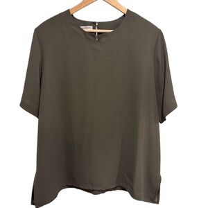 2/$40 Jacques Vert Vintage Short Sleeve Olive Blouse with Side Slits Scoop Neck